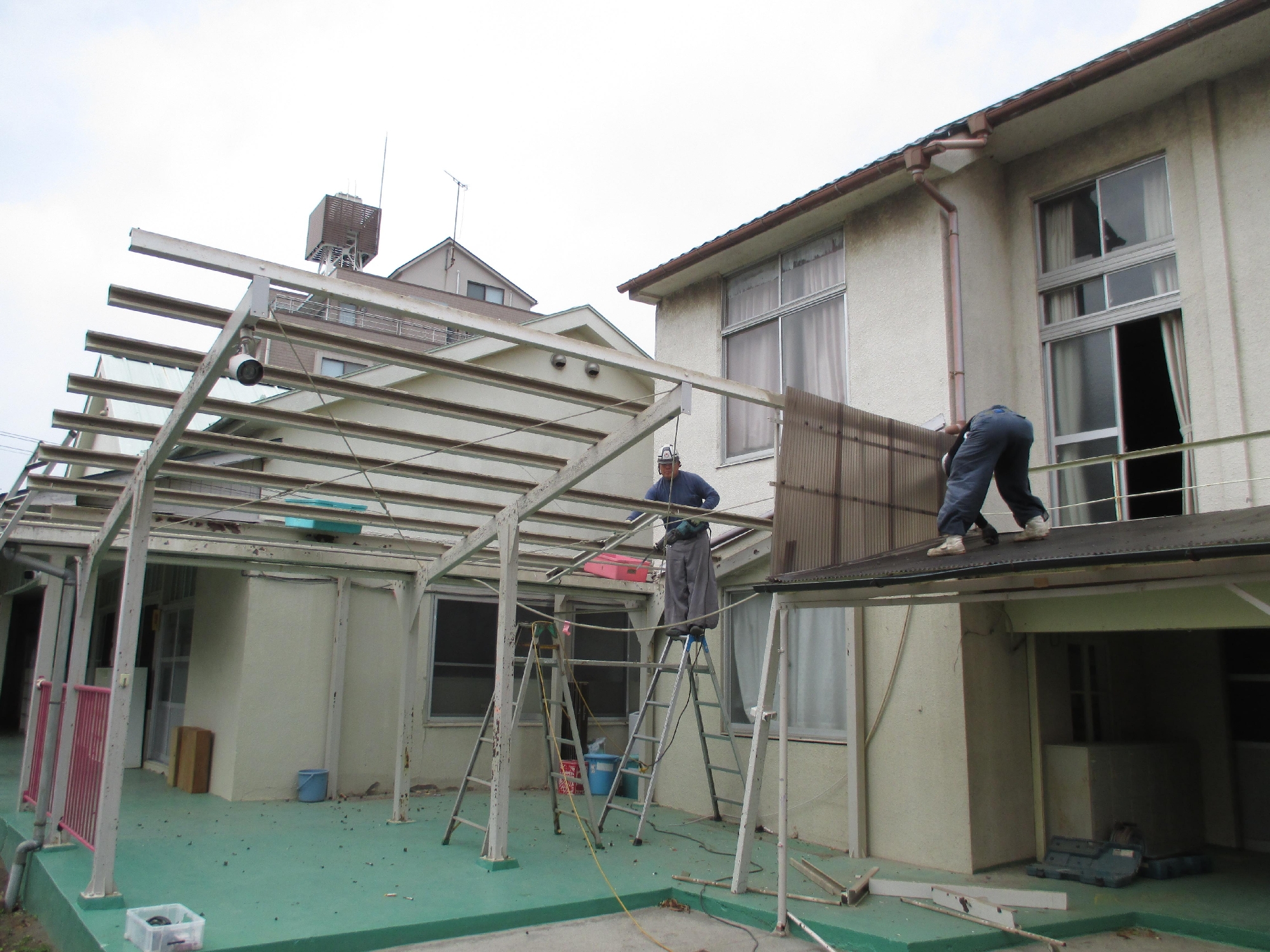 教会・礼拝堂の工事が始まりました。①